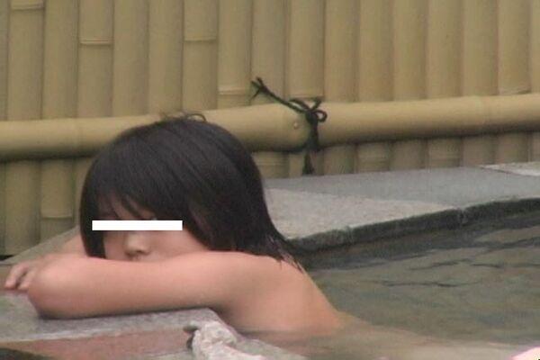 露天の美女たち２
