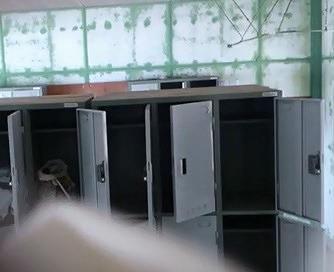 水泳部と吹奏楽部の着替え