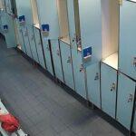 ロッカールームの防犯カメラ１